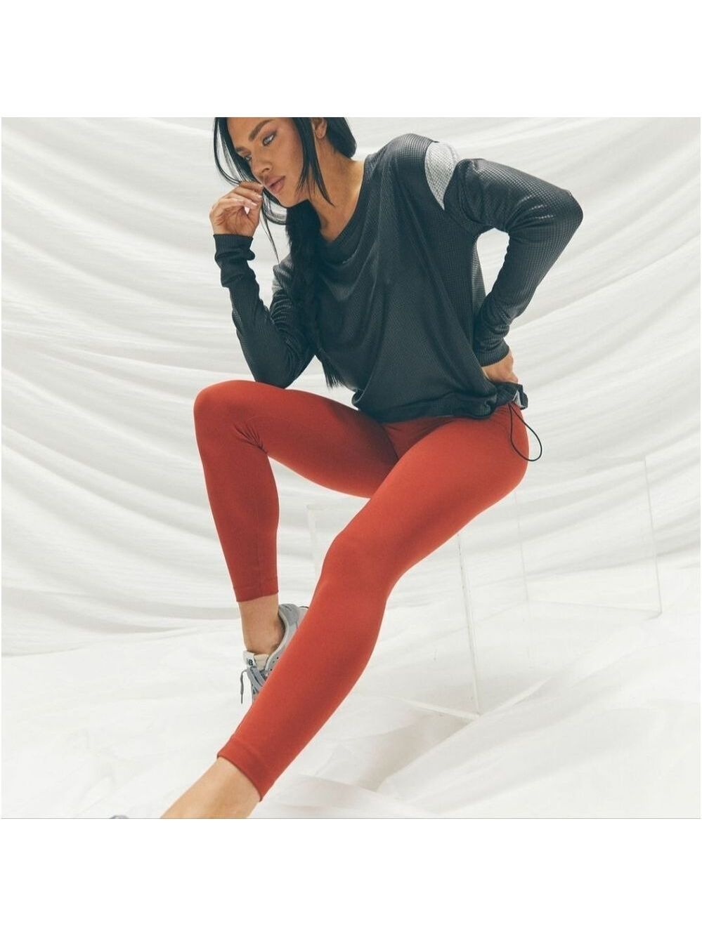 Koral Drive High Rise Blackout  Legging Rouge